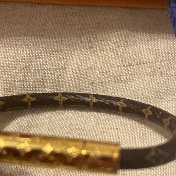 ***S0LD*** on another platform. Louis Vuitton Confidential Bracelet. - Picture 7 of 12